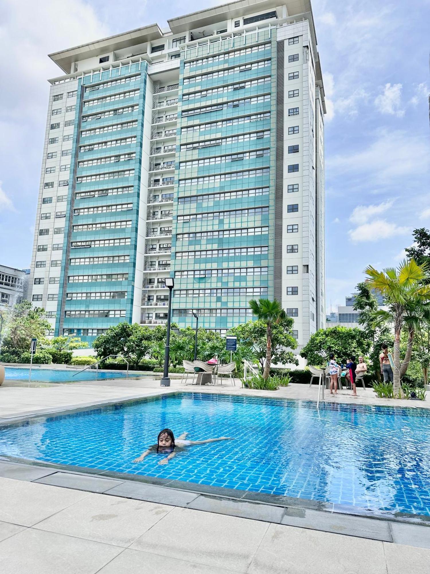 Queen Size Studio In Solinea, Cebu City Aparthotel Luaran gambar