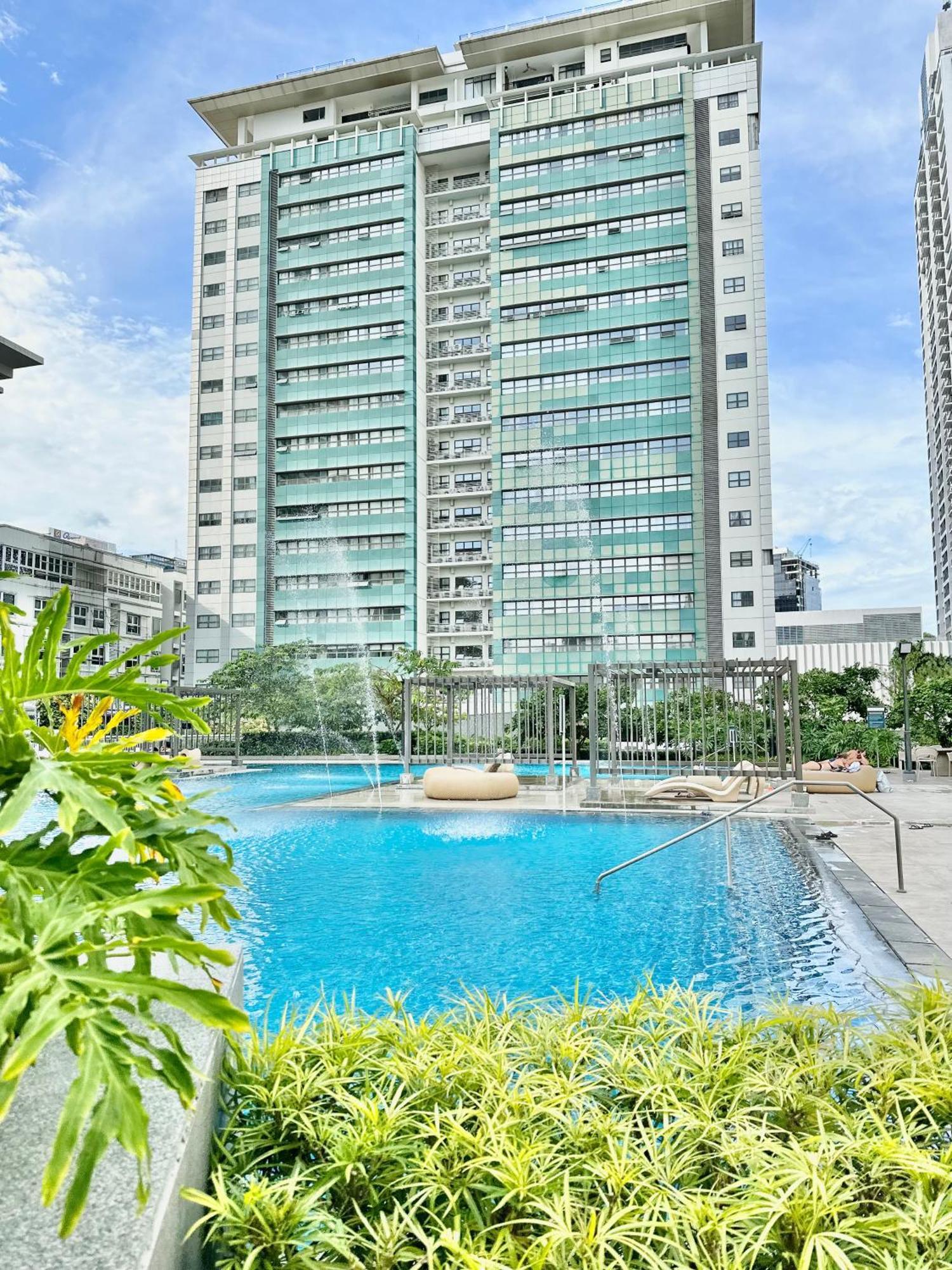 Queen Size Studio In Solinea, Cebu City Aparthotel Luaran gambar